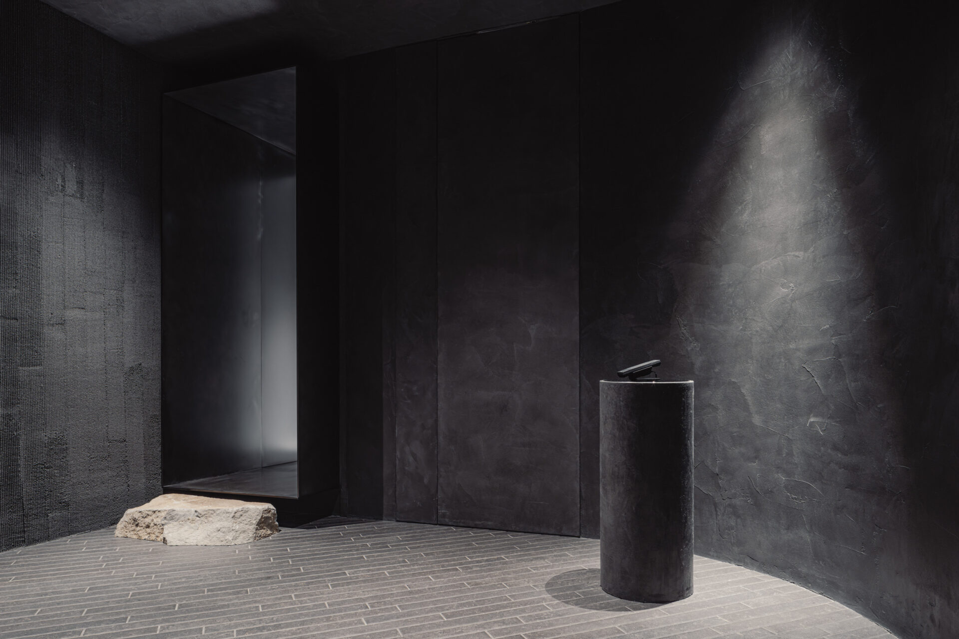 Works Detail Image 2